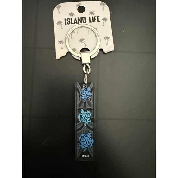 Island Life Hawaii Keychain – Blue Sea Turtle Design - Picture 1 of 2